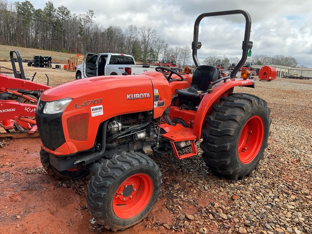 2018 Kubota L4701HST 4WD Utility Tractor (Inoperable) 2018 Kubota L4701HST 4WD Utility Tractor (Inoperable)