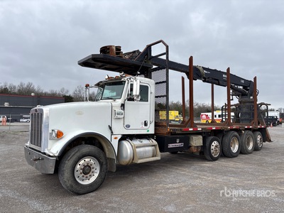 Hood Loaders S-182 Articulated Boom on 2015 Peterbilt 367 10x4 Log Truck