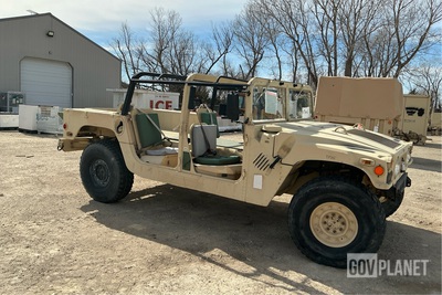 2006 AM General M1097 HMMWV 4 Door w/Truck Body