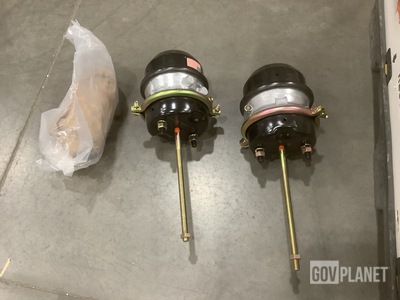 (1) Kingpin, (7) Brake Chambers, (1) Cover & (2) Air Brake Chambers