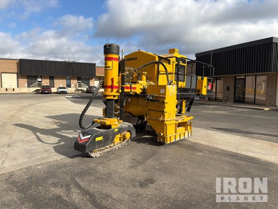 2023 Gomaco GT3200 Curb and Gutter Machine