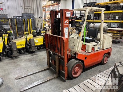 Datsun CHF03A35V 8000 lb Cushion Tire Wózek widłowy