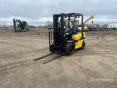 2017 Yale GLP050MXNEAE084 4600 lb Cushion Tire Carrelli Elevatori