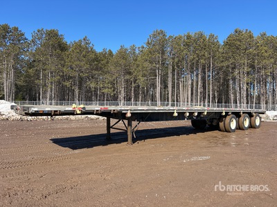 2000 Lode King 53 ft Tri/A Flatbed Trailer