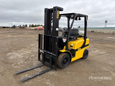 2010 Yale GLP050VXNSE090 4450 lb Cushion Tire Carrelli Elevatori