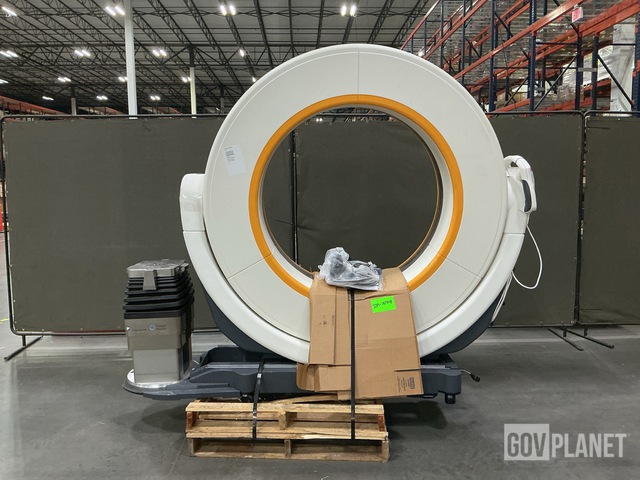Mobius Imaging MobiCT-32 AIRO Mobile CT Scanner