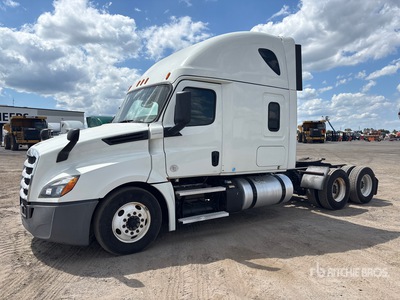 2020 Freightliner Cascadia 126 6x4 T/A Sleeper Truck Tractor