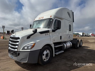 2020 Freightliner Cascadia 126 6x4 T/A Sleeper Truck Tractor