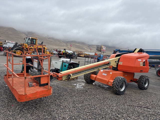 2017 JLG 400S 4WD Diesel Telescopic Boom Lift