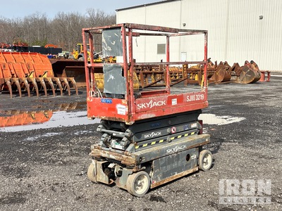 2016 Skyjack SJIII 3219 Electric Scissor Lift