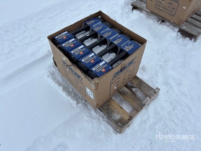 Quantity of (5) Dynaline Grease Gun Divers - Magasin, entrepôt, consommateur