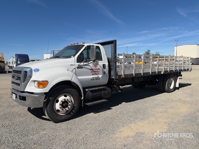 2013 Ford F-650 4x2 Flatbed Truck