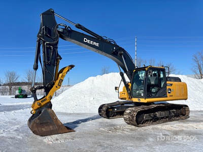 2022 John Deere 210G LC Excavadora de Cadenas