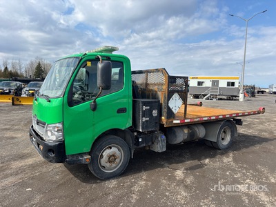 2020 Hino 195 4x2 Abroll-Lkw