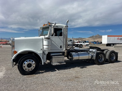 2007 Peterbilt 379 6x4 T/A Day Cab Truck Tractor