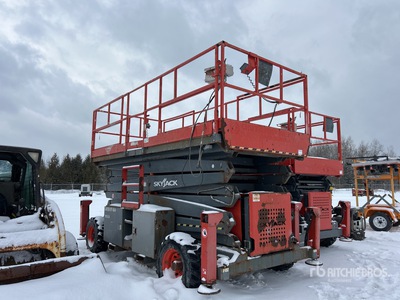 2016 Skyjack SJ9250RT Scissor Lift