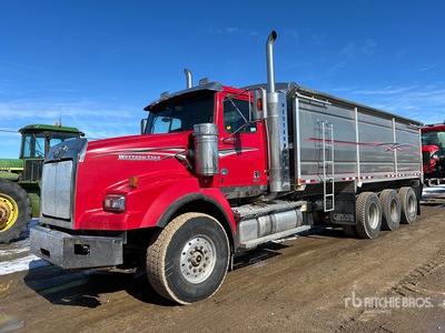 2015 Western Star W4900SB 8x6 Grain Truck