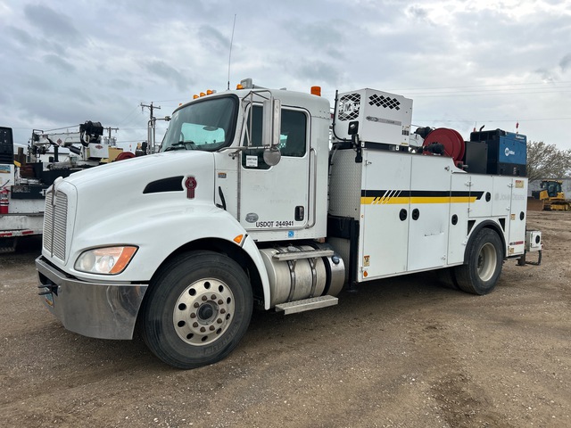 2015 Kenworth T370 4x2 Service Truck