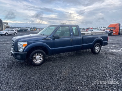 2013 Ford F-250 XL 4x2 Extended Cab Pickup