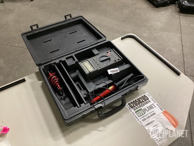 Fluke 27/FM Multimeter