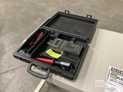 Fluke 27/FM Multimeter