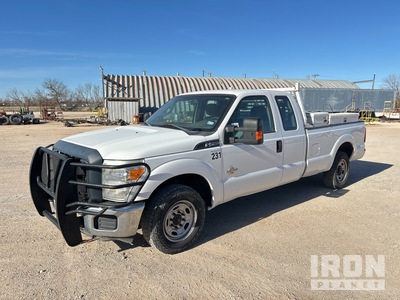 2015 Ford F-250 XL 4x2 Crew Cab Pickup
