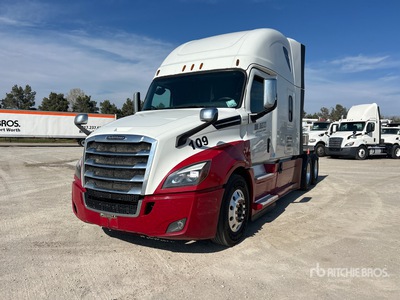 2018 Freightliner Cascadia 126 6x4 T/A Sleeper Truck Tractor