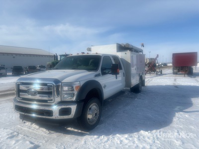 2014 Ford F-550 XLT 4x4 Crew Cab Service Truck