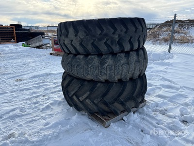 Quantity of (3) Opony