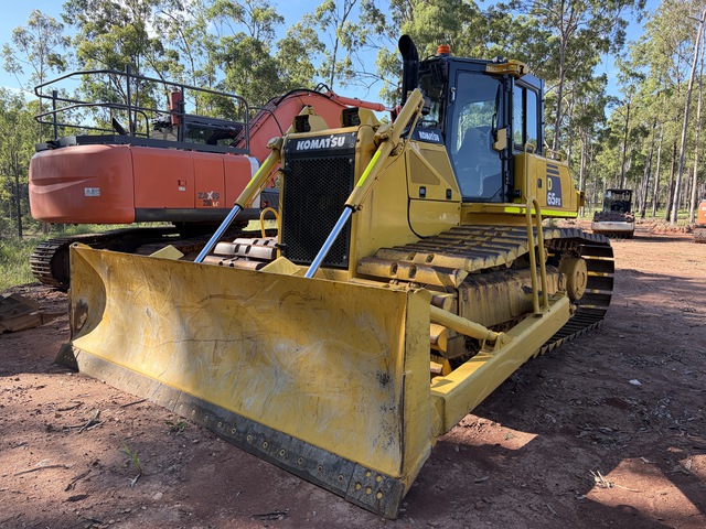 2009 Komatsu D65PX-16 Crawler Dozer
