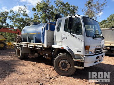 2006 Mitsubishi Fuso FM 600 6x4 Water Truck