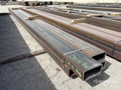 Quantity of (4) 4 in x 8 in x 19 ft x 3/8 in Rectangle Tubing