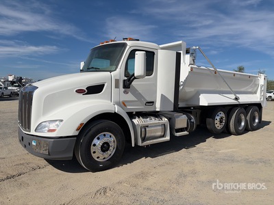 2022 Peterbilt 579 8x4 Camion à benne basculante Tri/E