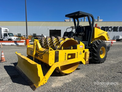 2003 Bomag BW213PDH-3 Walzenzug mit Stampffußbandage