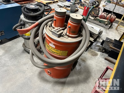 Howdy Neighbor Buckskin Bill's Trapper Stofzuiger