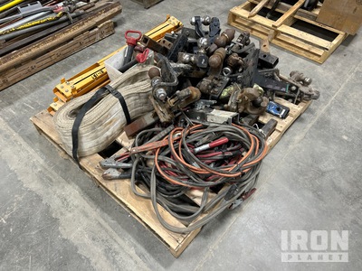 Quantity of Trailer Hitches Varios, tienda, almacen, consumidor