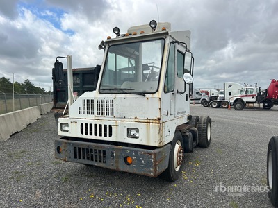 2003 Ottawa 30 4x2 Trattore portuale (Inoperable)