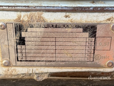 2008 HMF 1300K2 2700 kg on 2008 Renault Kerax 410 DXi 6x4 Camion Benne Avec Grue Kiepwagen met kraan