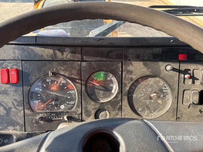 1995 Mercedes 2024 4x2 Camion Benne ダンプトラック（S/A）