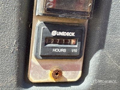 Ausa D150AHG 1.5 t 4x4 Swivel Motobasculeur dumper