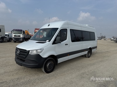 2024 Mercedes-Benz Sprinter 517 20+1 seater を見 Bus