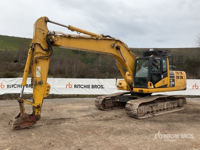 2015 Komatsu PC210LC-10 Pelle Hydraulique sur Chenilles