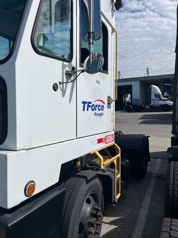 2013 Capacity Spotter Truck (Inoperable)