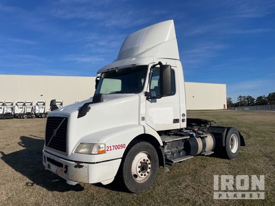 2017 Volvo VNM 4x2 S/A Day Cab Truck Tractor