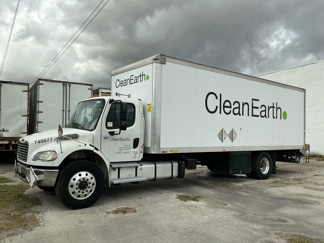 2018 Freightliner M2 106 4x2 Van Truck