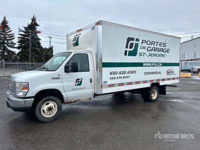 2012 Ford E450 4x2 Moving Van Truck