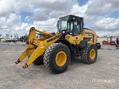 2020 Komatsu WA270-8 Pala cargadora