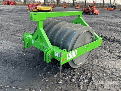 2026 Trepczyk Piotr RM1500 830 KG 330L Rozdzielacz kiszonki (Unused)