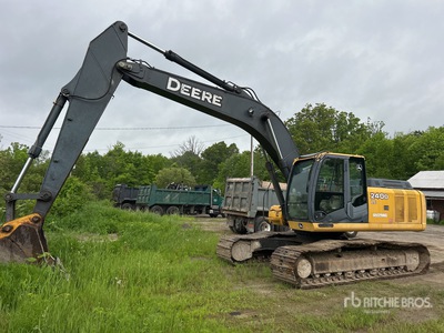 2008 John Deere 240D LC Rupsgraafmachine