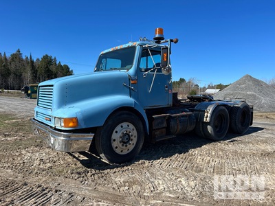 1990 International 8200 6x4 T/A Day Cab Truck Tractor